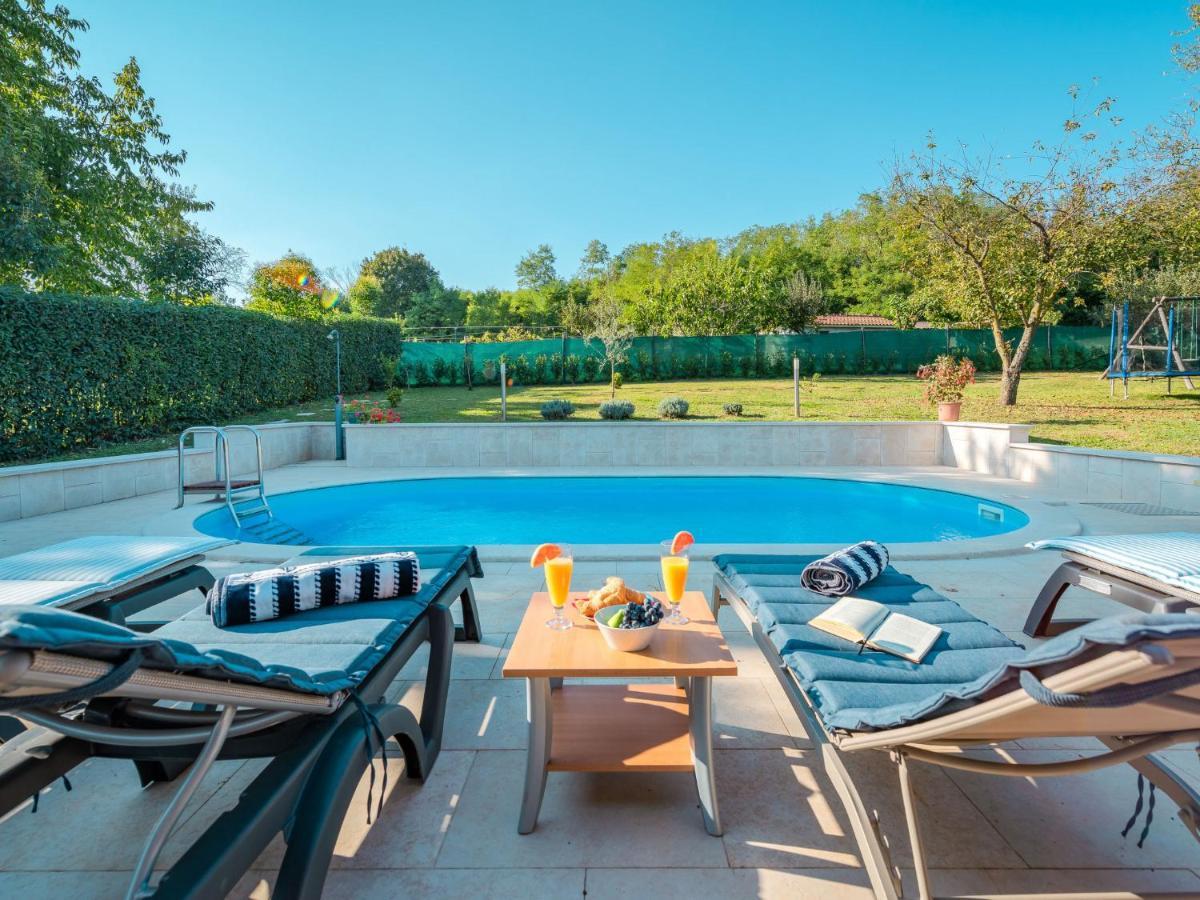 Holiday Home Hacienda - Pzn316 By Interhome Tinjan Esterno foto