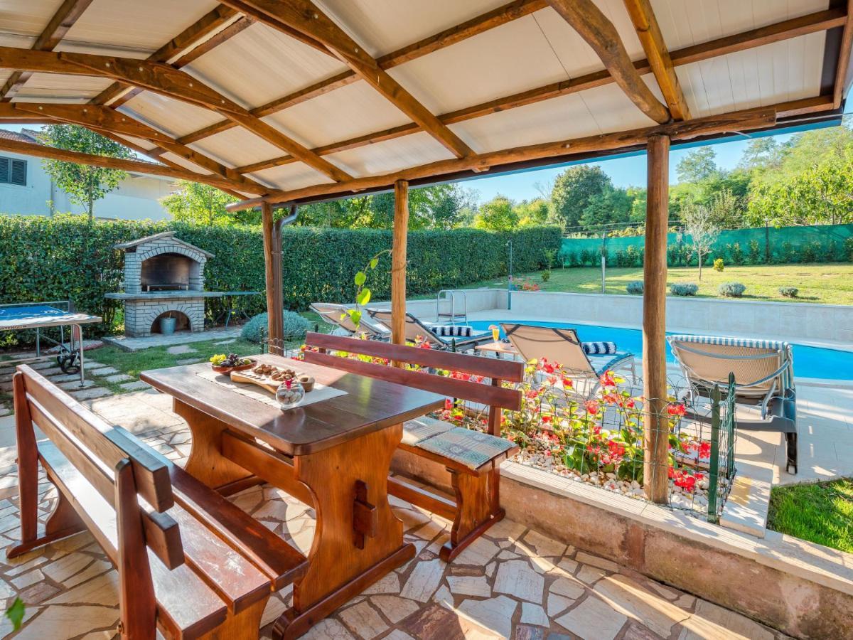 Holiday Home Hacienda - Pzn316 By Interhome Tinjan Esterno foto