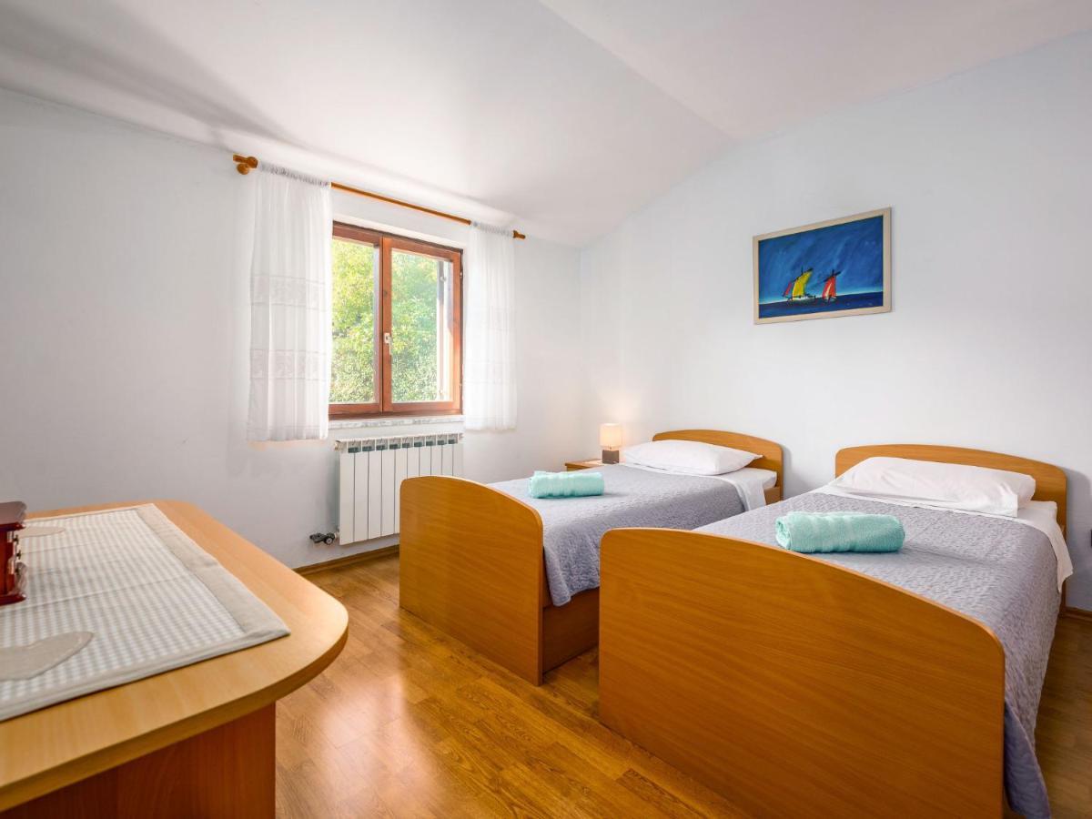 Holiday Home Hacienda - Pzn316 By Interhome Tinjan Esterno foto